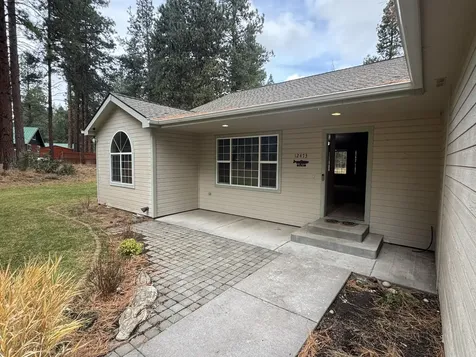 12473 Overland Drive Klamath Falls OR 97603