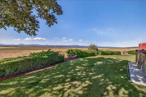 2748 SW Highland Lane Culver OR 97734