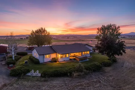 2748 SW Highland Lane Culver OR 97734