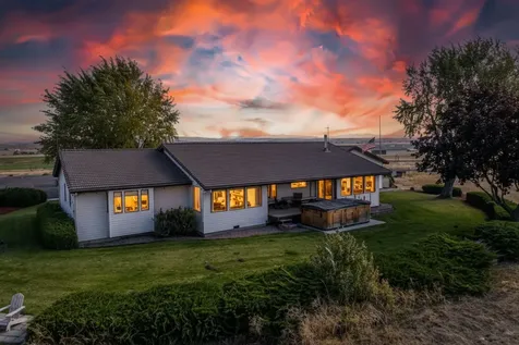 2748 SW Highland Lane Culver OR 97734