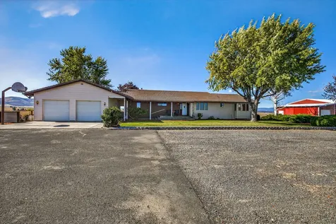 2748 SW Highland Lane Culver OR 97734