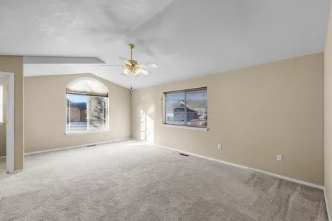 4218 SW Tommy Armour Lane Redmond OR 97756