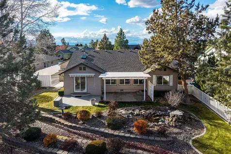 4218 SW Tommy Armour Lane Redmond OR 97756