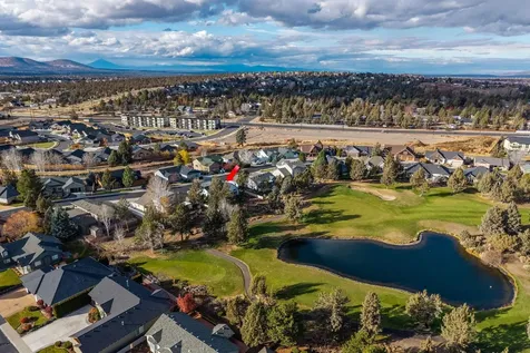 4218 SW Tommy Armour Lane Redmond OR 97756