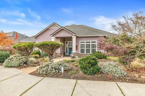268 Robert Trent Jones Boulevard Eagle Point OR 97524