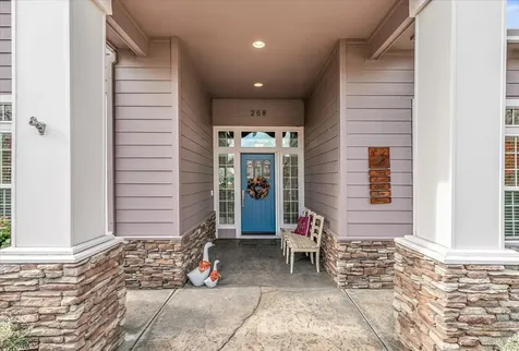 268 Robert Trent Jones Boulevard Eagle Point OR 97524