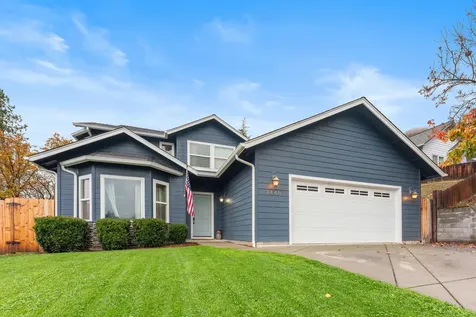 1448 NE Jennifer Way Grants Pass OR 97526
