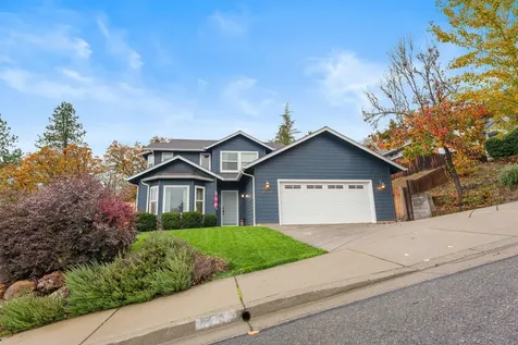 1448 NE Jennifer Way Grants Pass OR 97526
