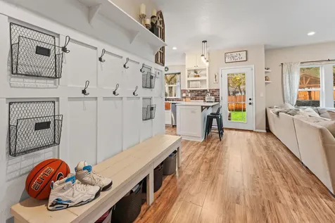1448 NE Jennifer Way Grants Pass OR 97526