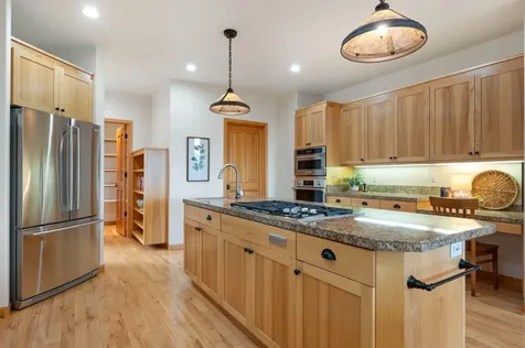 3225 NW Metke Place Bend OR 97703