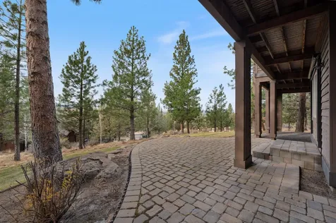 3225 NW Metke Place Bend OR 97703