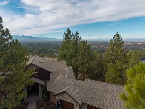 3225 NW Metke Place Bend OR 97703