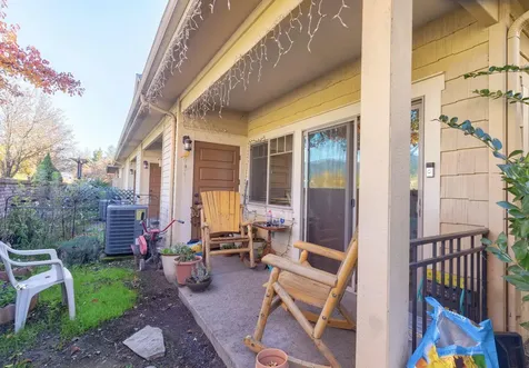 1708 Softwood Way Grants Pass OR 97526