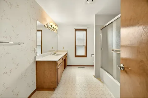 465 Creekside Circle Central Point OR 97502