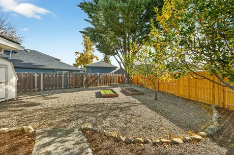 465 Creekside Circle Central Point OR 97502