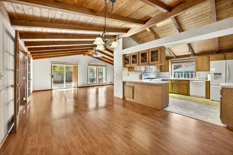 465 Creekside Circle Central Point OR 97502