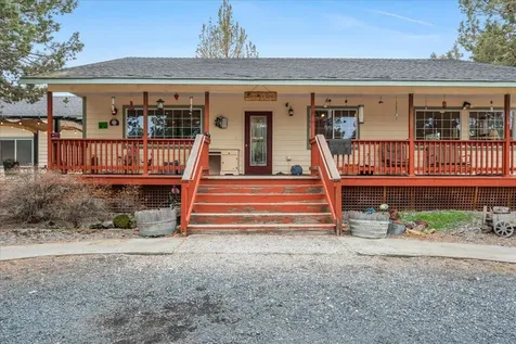 3855 NW Montgomery Avenue Redmond OR 97756
