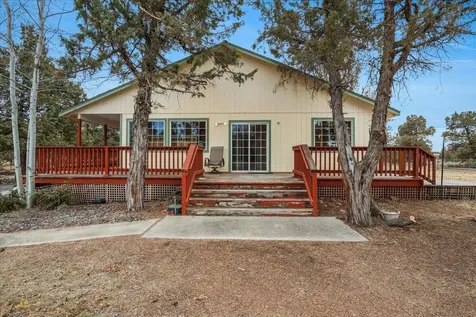 3855 NW Montgomery Avenue Redmond OR 97756