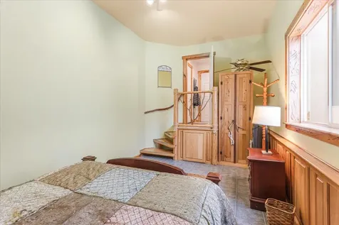 3855 NW Montgomery Avenue Redmond OR 97756