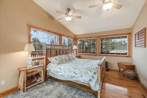 3855 NW Montgomery Avenue Redmond OR 97756