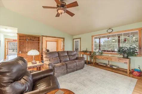 3855 NW Montgomery Avenue Redmond OR 97756