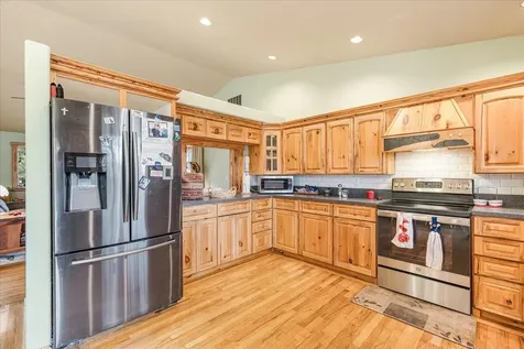 3855 NW Montgomery Avenue Redmond OR 97756