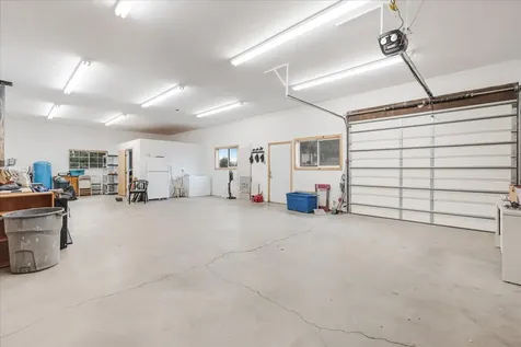 3855 NW Montgomery Avenue Redmond OR 97756