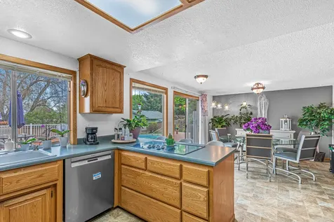 2759 Pennington Drive Medford OR 97504