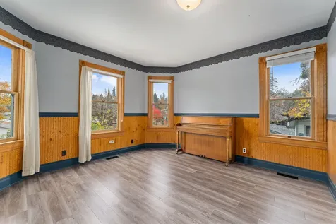 600 NW Elm Street Grants Pass OR 97526