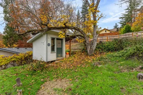 600 NW Elm Street Grants Pass OR 97526