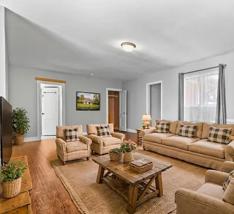 946 NE 12th Street Grants Pass OR 97526