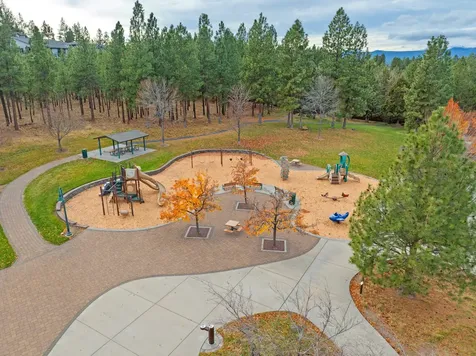 2627 NW Rainbow Ridge Drive Bend OR 97703