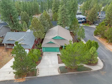 2627 NW Rainbow Ridge Drive Bend OR 97703