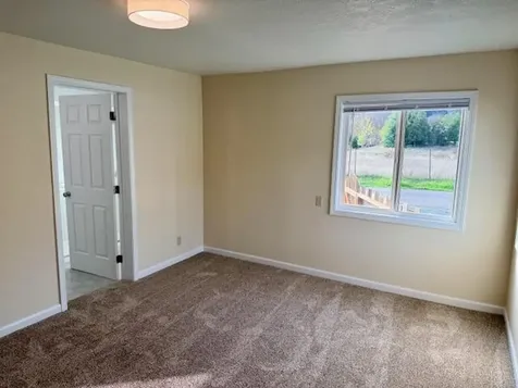 2571 E Evans Creek Road Rogue River OR 97537