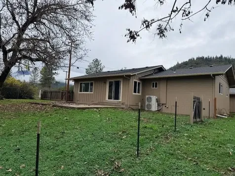 2571 E Evans Creek Road Rogue River OR 97537