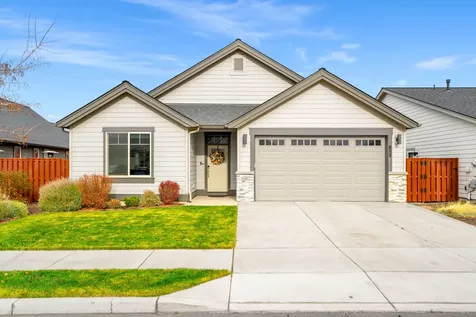 1067 NE Henry Drive Prineville OR 97754