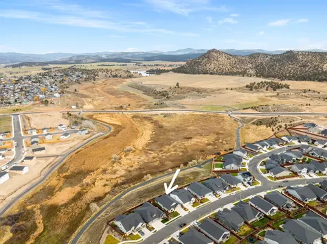 1067 NE Henry Drive Prineville OR 97754