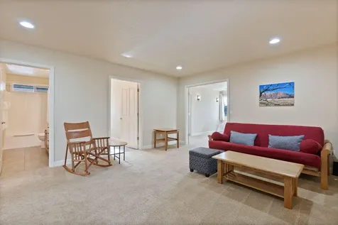 61542 Aaron Way Bend OR 97702