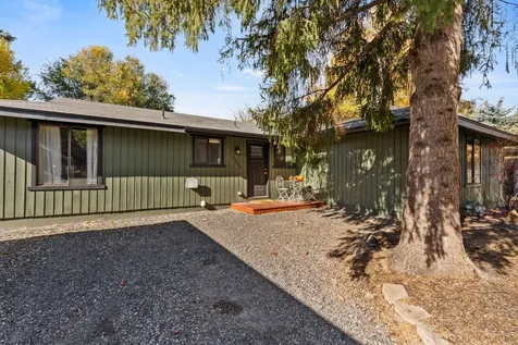 2843 NE Lotno Drive Bend OR 97701