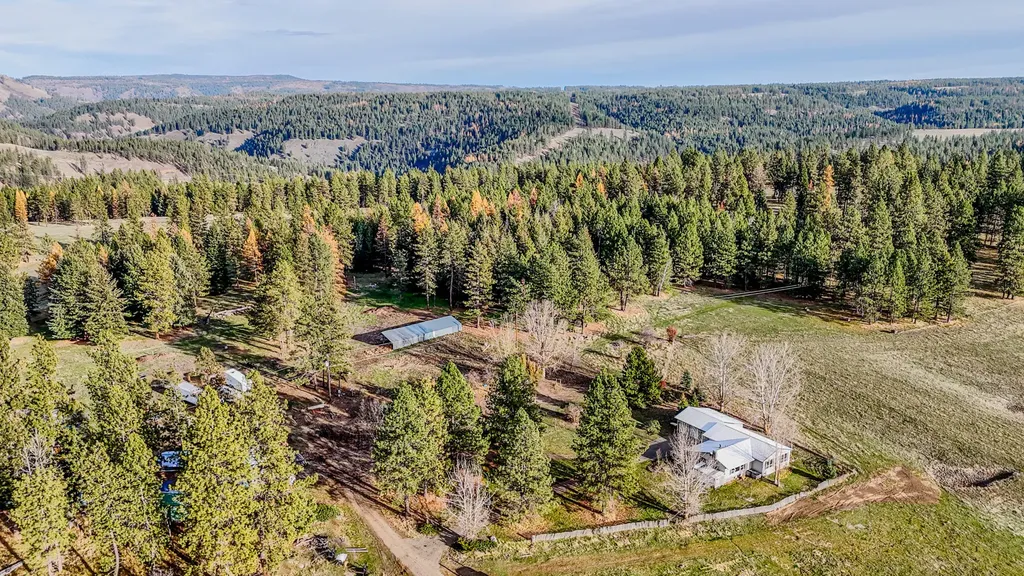 76545 Palmer Junction Road Elgin OR 97827