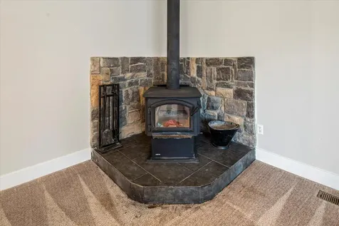 4710 NW 62nd Street Redmond OR 97756
