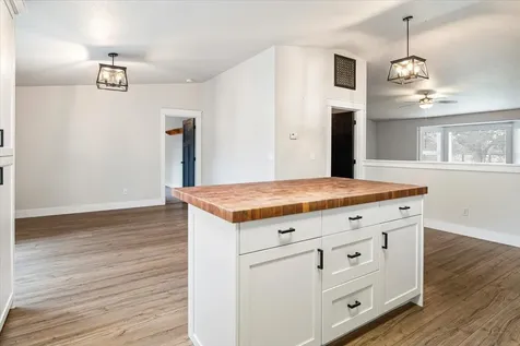 4710 NW 62nd Street Redmond OR 97756