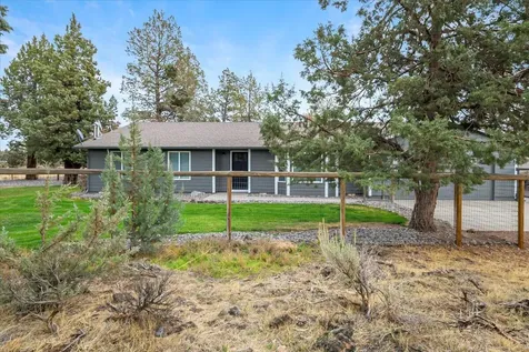 4710 NW 62nd Street Redmond OR 97756