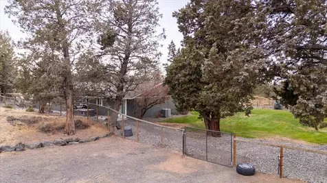 4710 NW 62nd Street Redmond OR 97756