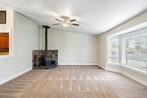 4710 NW 62nd Street Redmond OR 97756