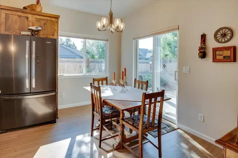 2920 NW Hemlock Lane Redmond OR 97756