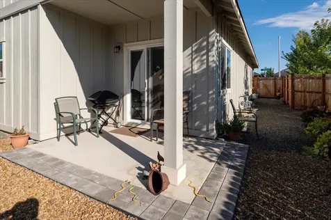 2920 NW Hemlock Lane Redmond OR 97756