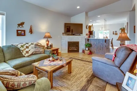 2920 NW Hemlock Lane Redmond OR 97756