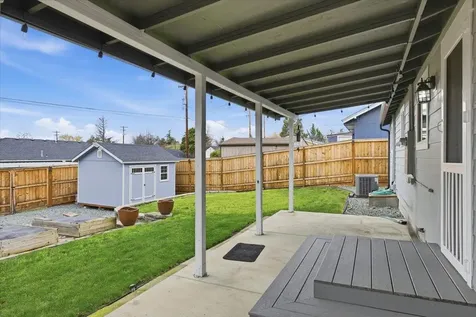 533 Pearl Street Medford OR 97504