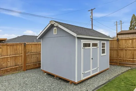 533 Pearl Street Medford OR 97504